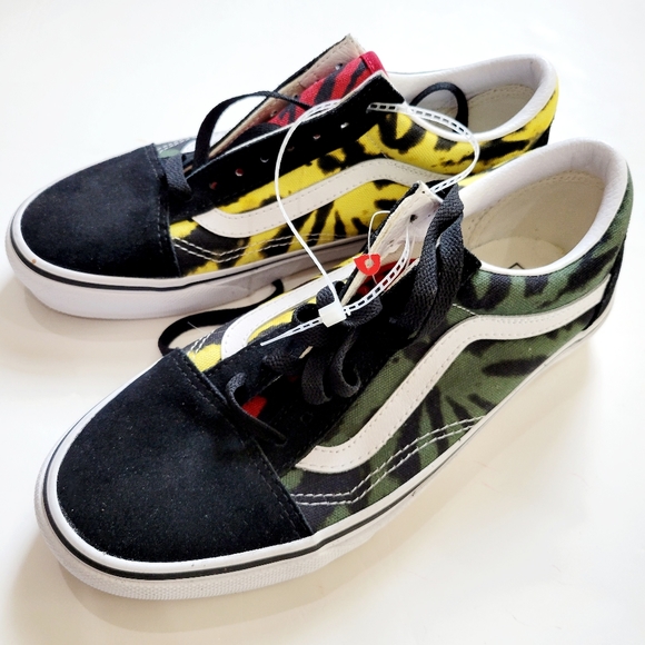 New Vans Tiedye  Black Dark Green and Yellow - Picture 2 of 7